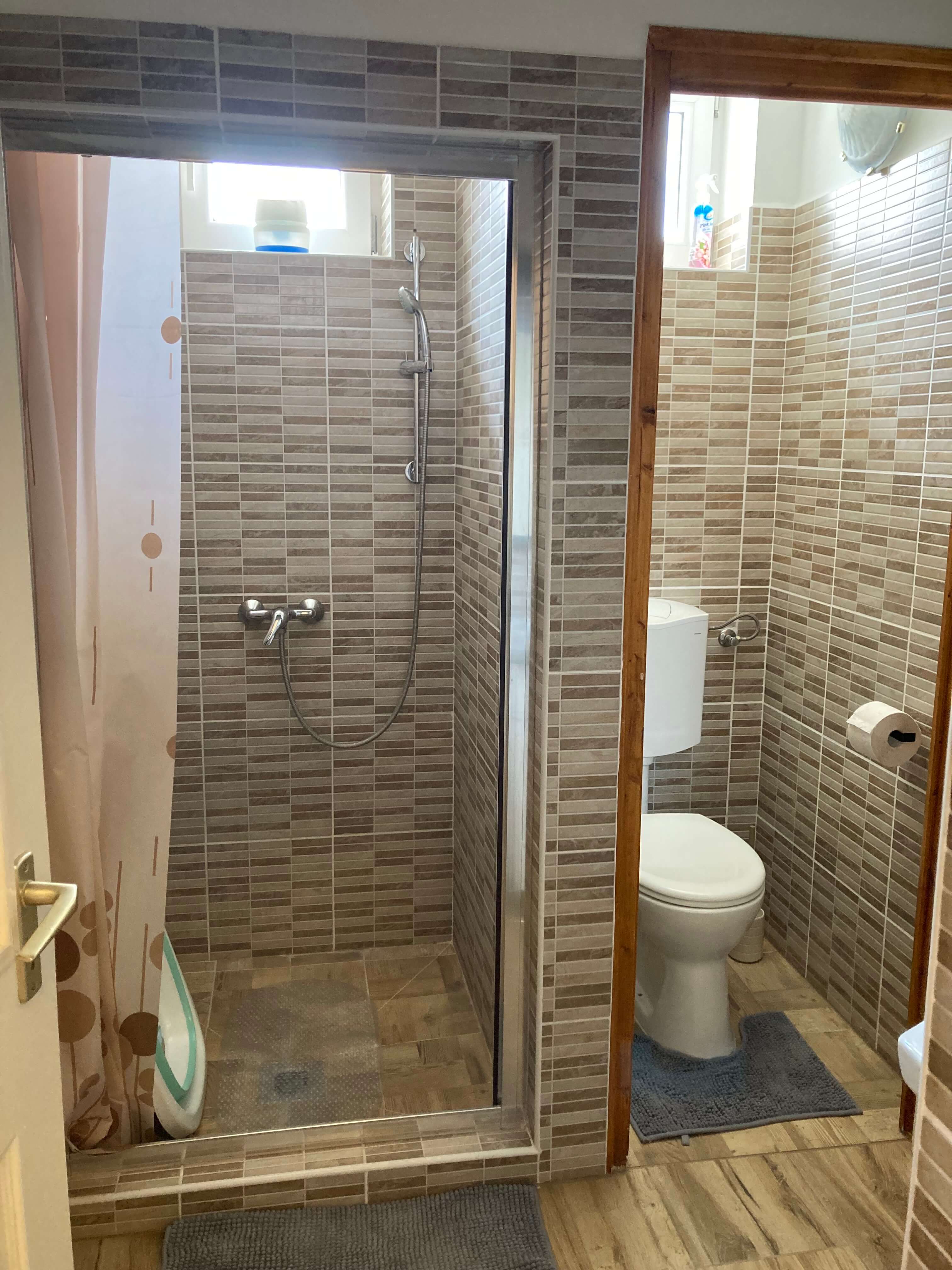 gallery.indoor.bathroom